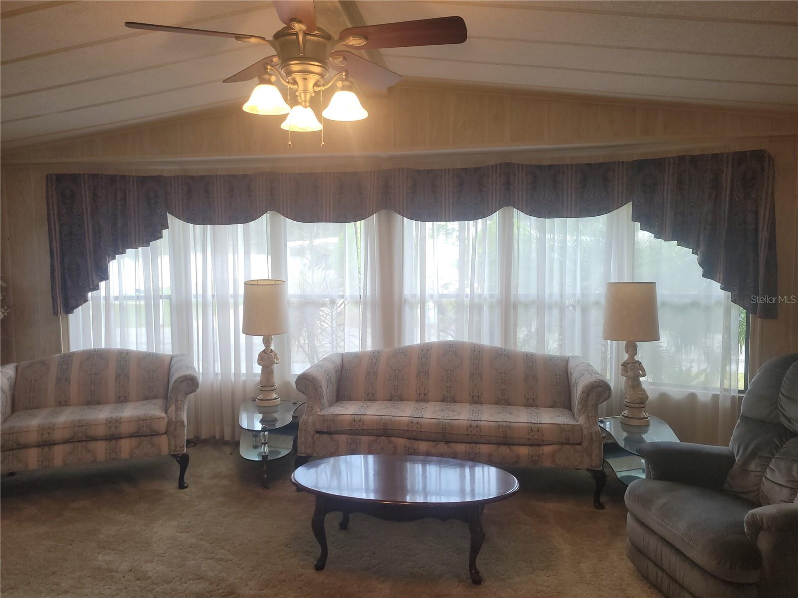 3027 Galaxy Ln Property Photo 10