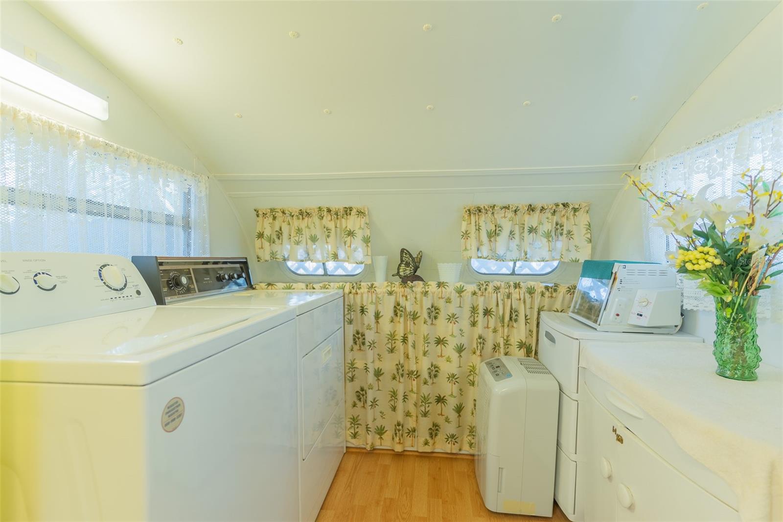 28 Basin St Property Photo 9