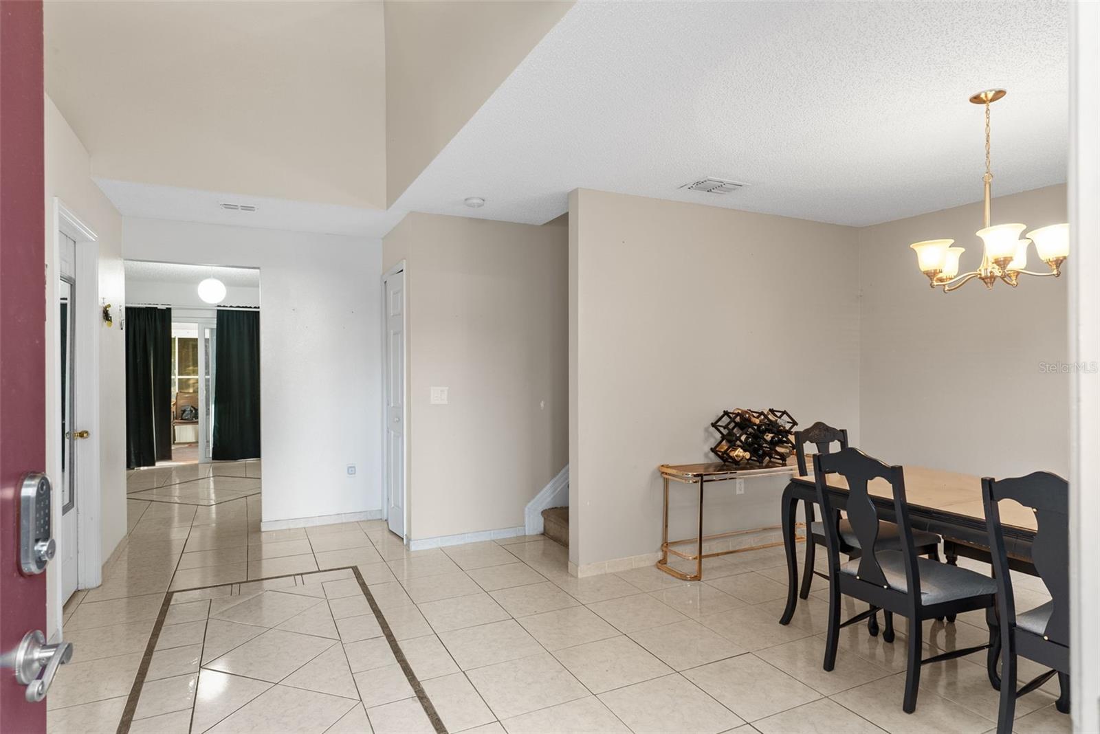 1009 Ronlin St Property Photo 36