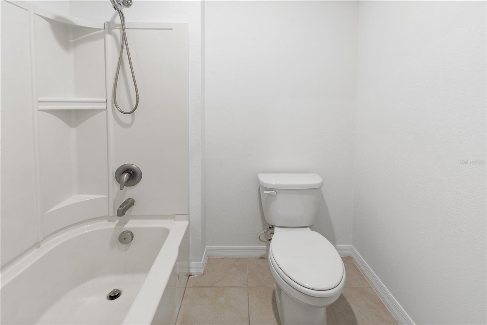 2651 Grandbury Grove Rd Property Photo 13