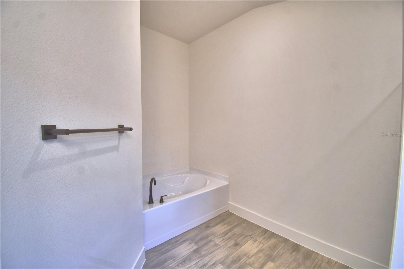 4514 Grandview Glen Dr Property Photo 30