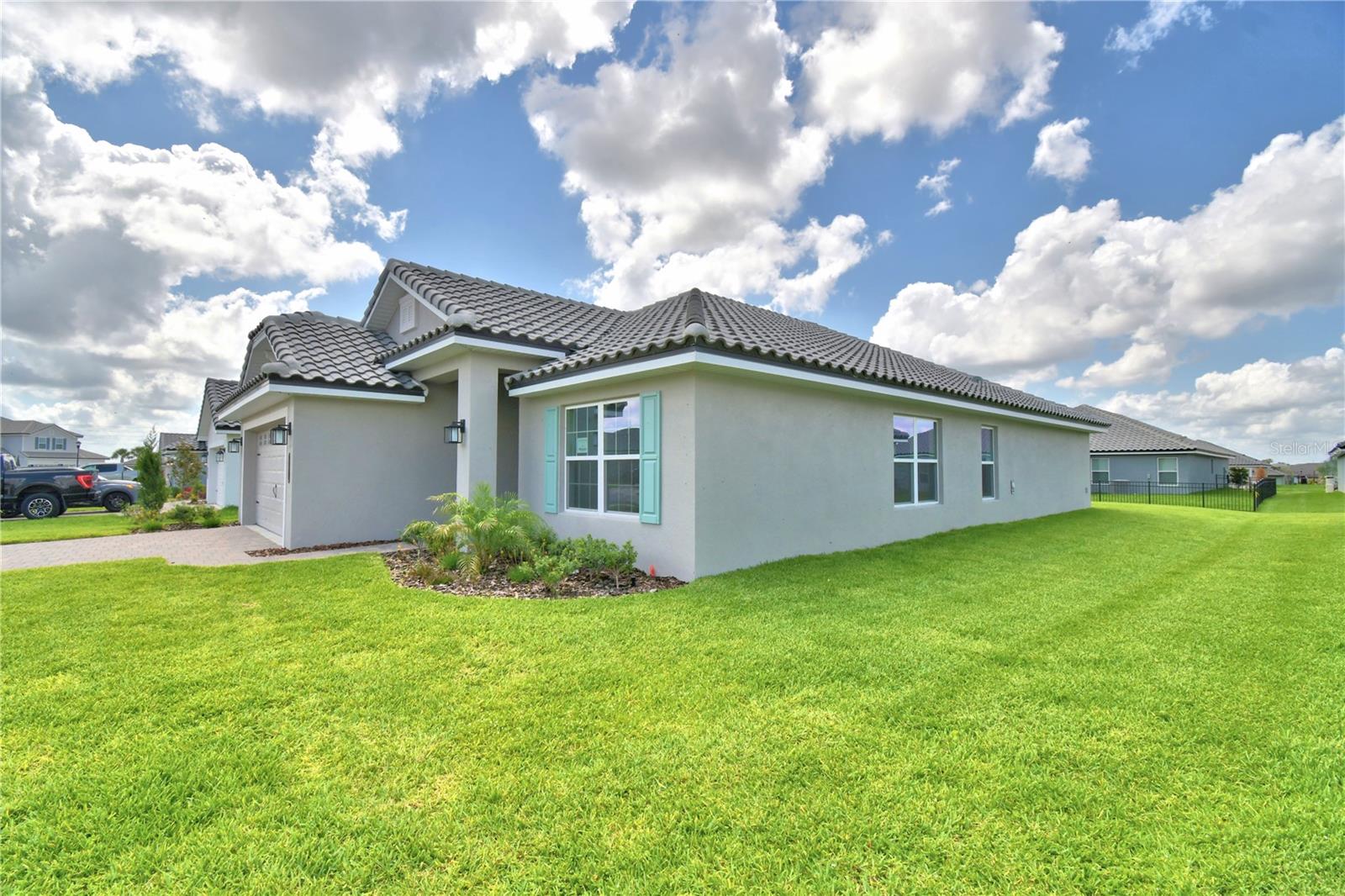 4651 Grandview Glen Dr Property Photo 4