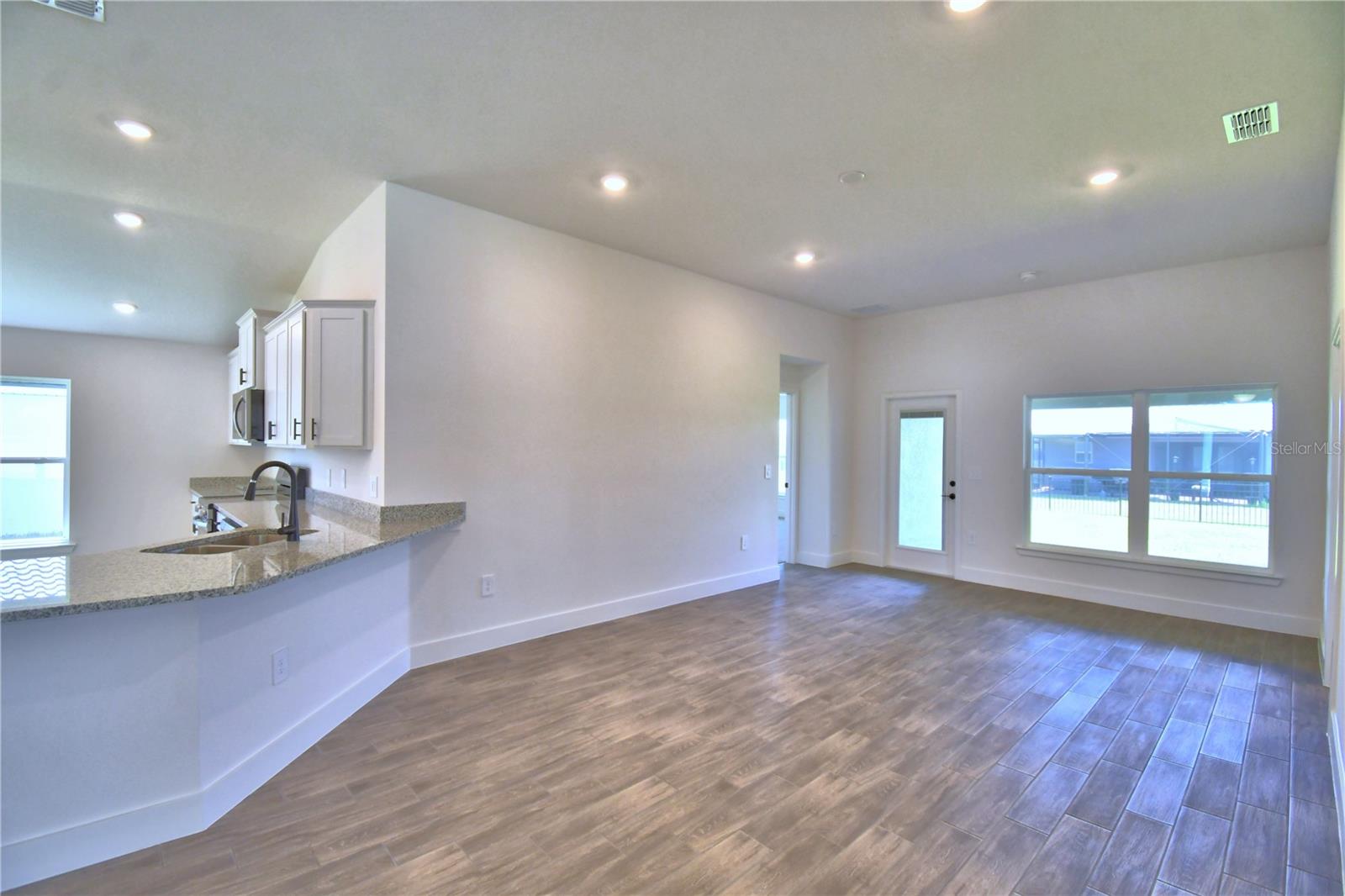 4651 Grandview Glen Dr Property Photo 18