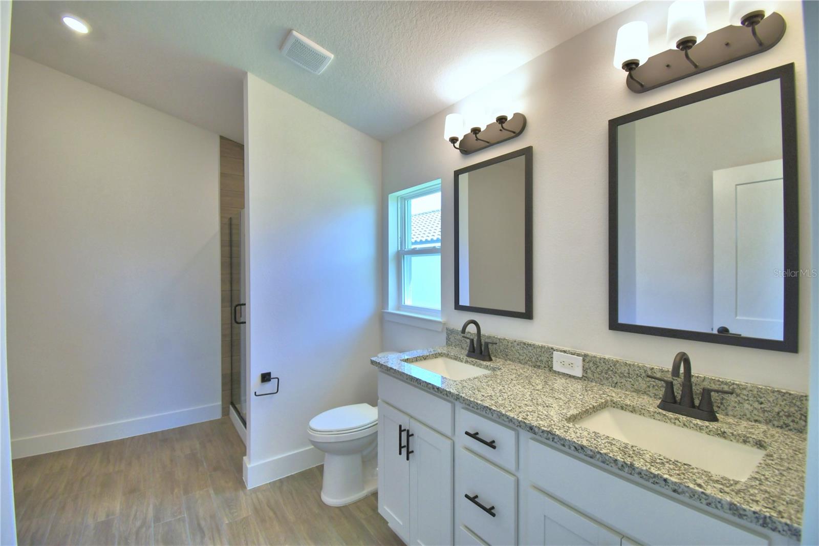 4651 Grandview Glen Dr Property Photo 23