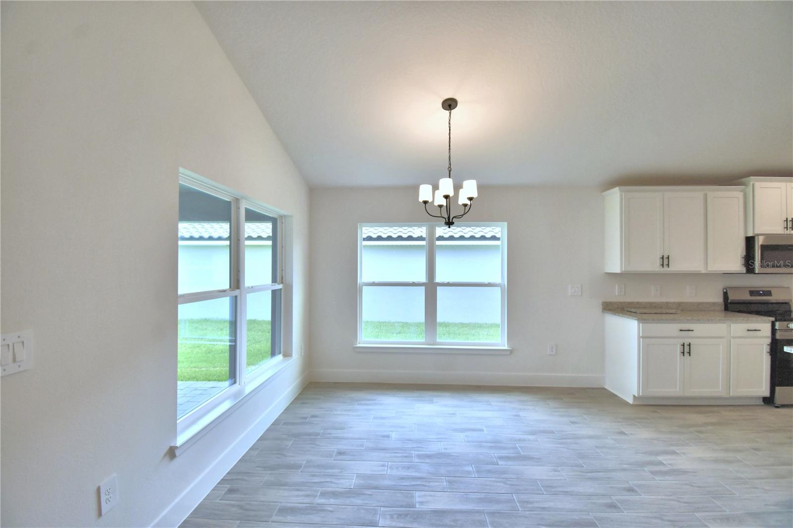 4663 Grandview Glen Dr Property Photo 8