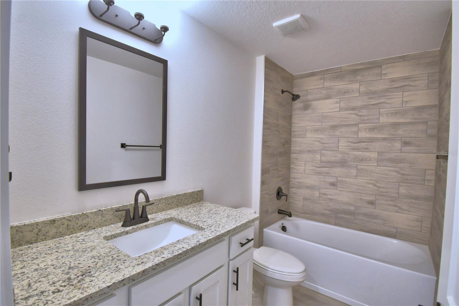4663 Grandview Glen Dr Property Photo 17