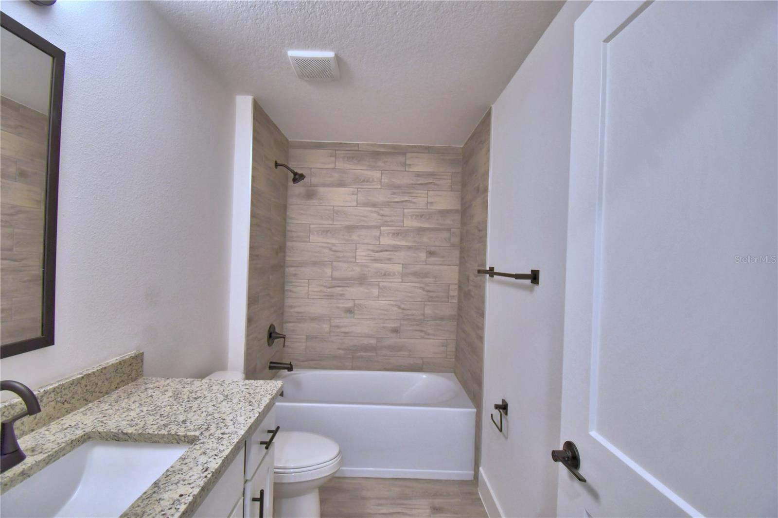 4663 Grandview Glen Dr Property Photo 18