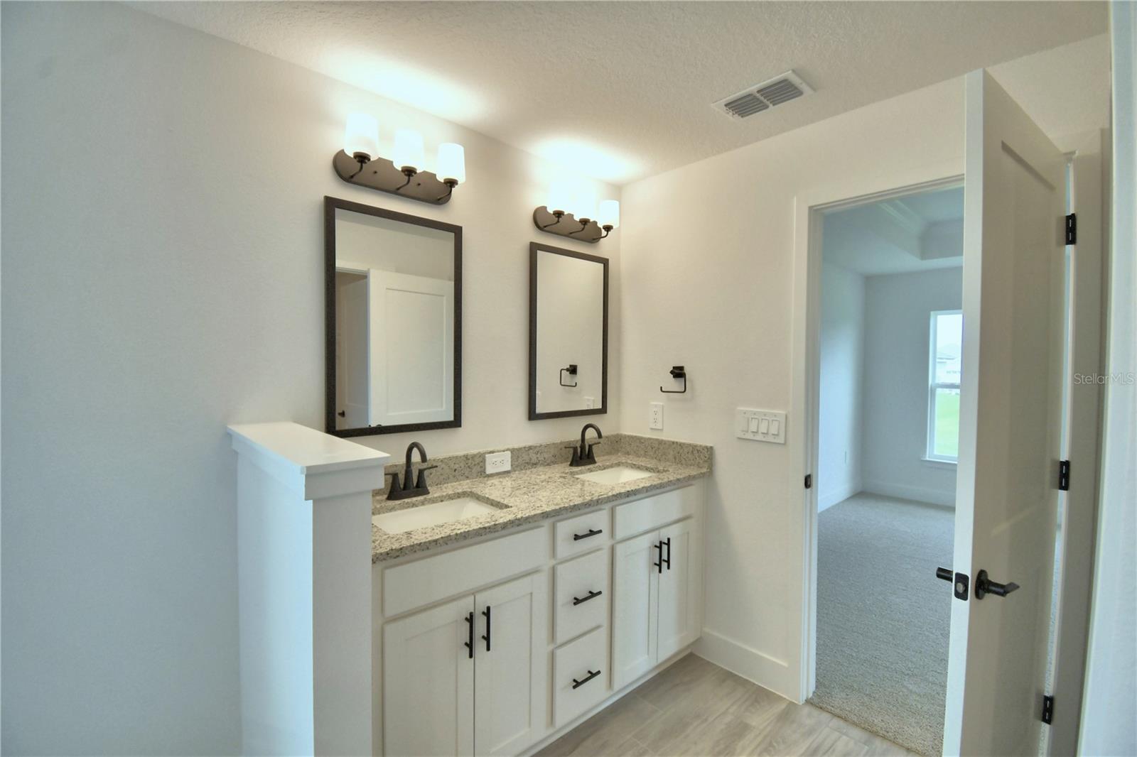 4663 Grandview Glen Dr Property Photo 29