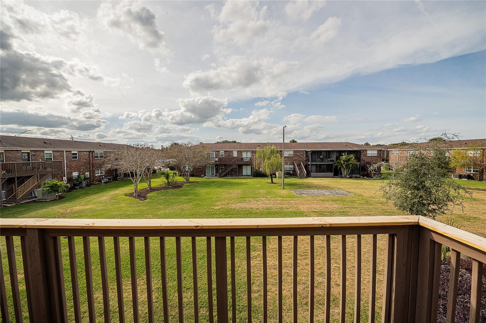 1920 E Edgewood Dr #l4 Property Photo 5