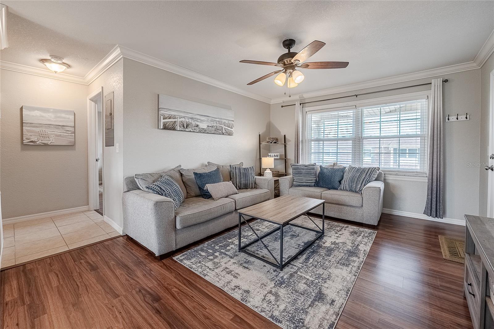 1920 E Edgewood Dr #l4 Property Photo 7