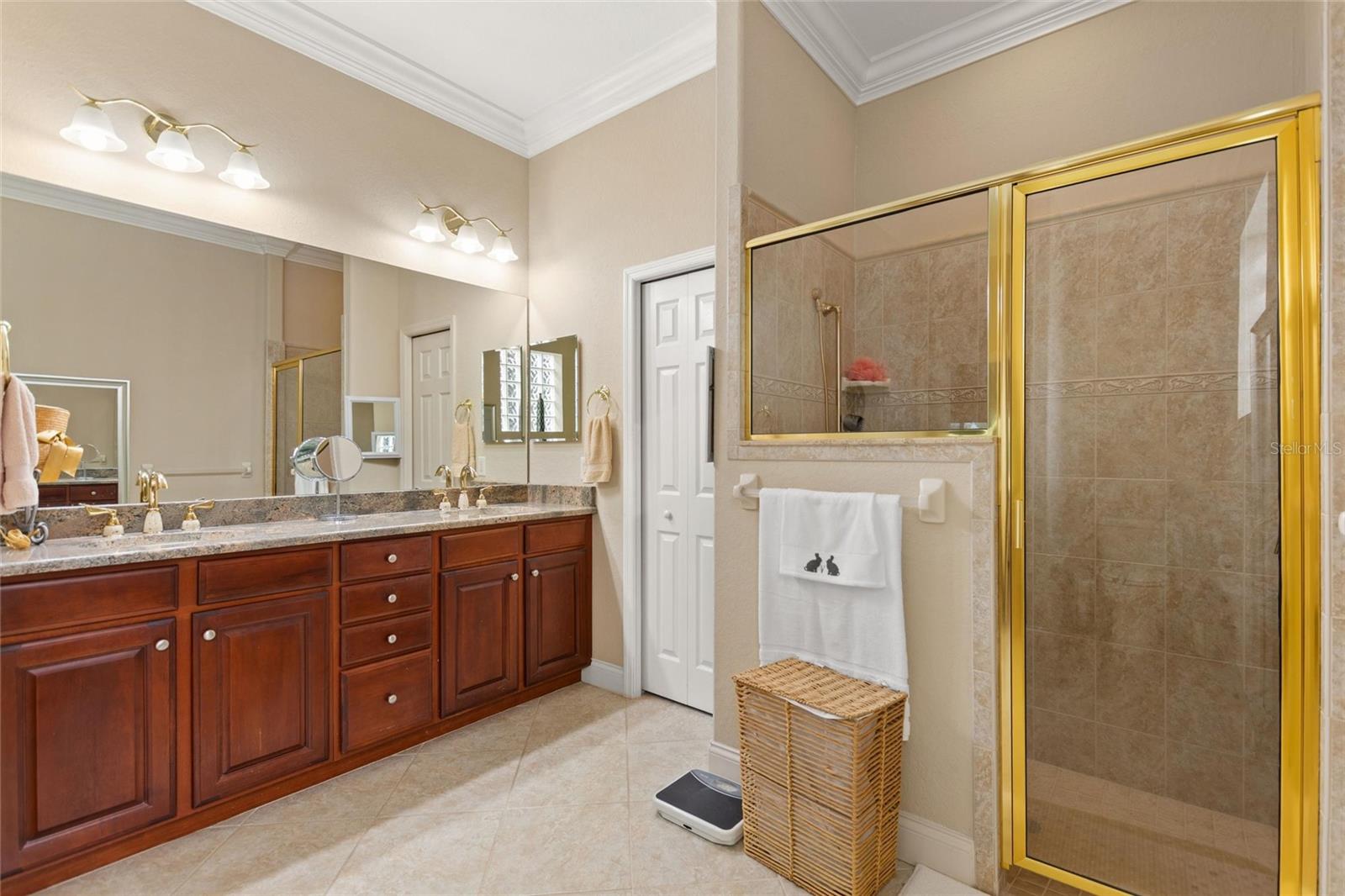 370 Meandering Way Property Photo 26