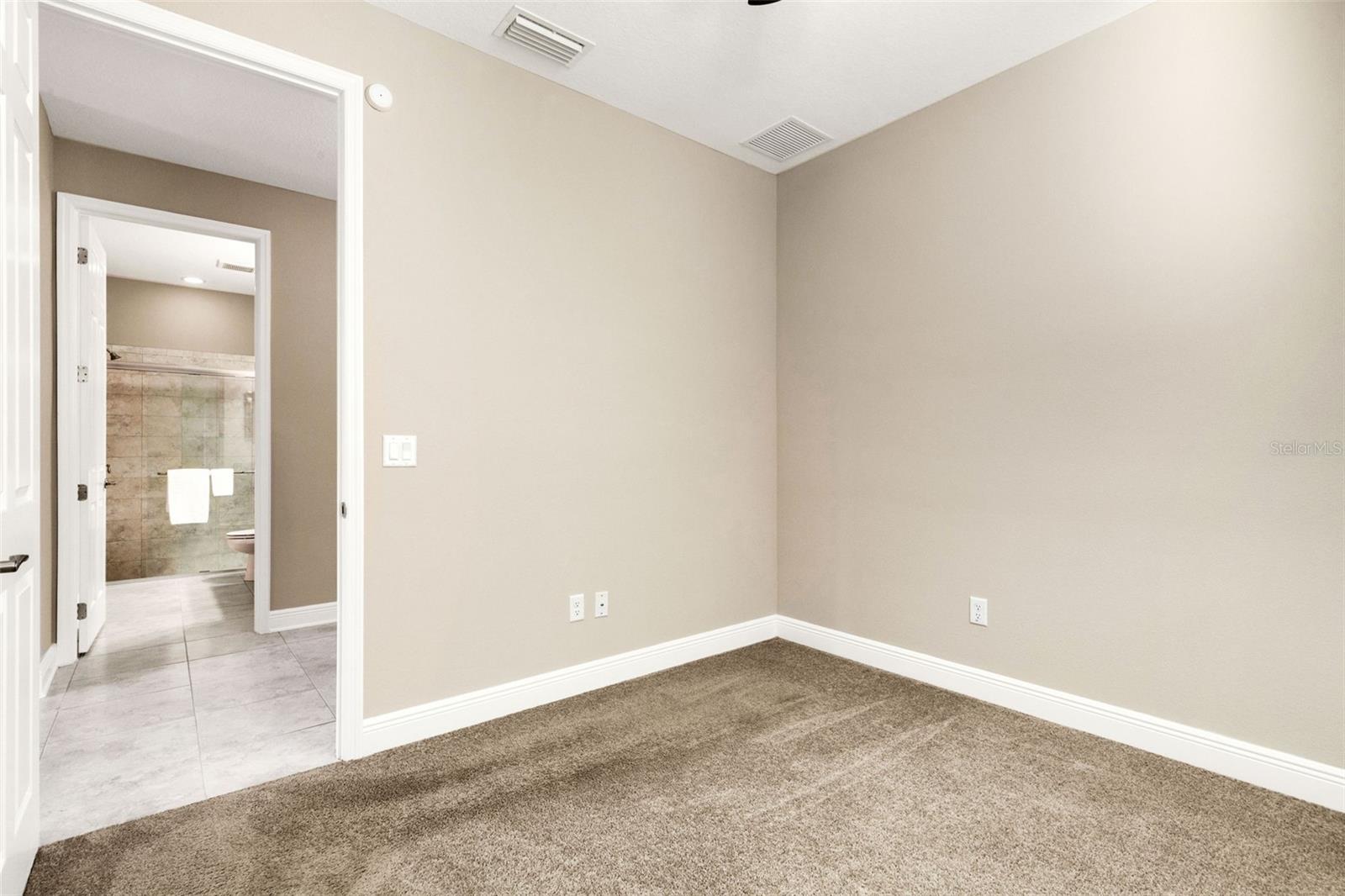 4030 Solamor St Property Photo 36