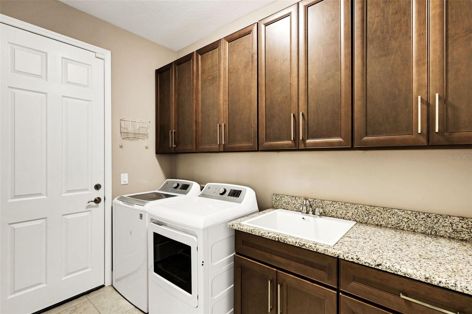 4030 Solamor St Property Photo 41