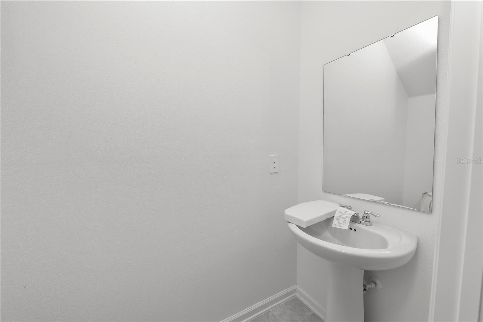 1465 Deepwater Cir Property Photo 12