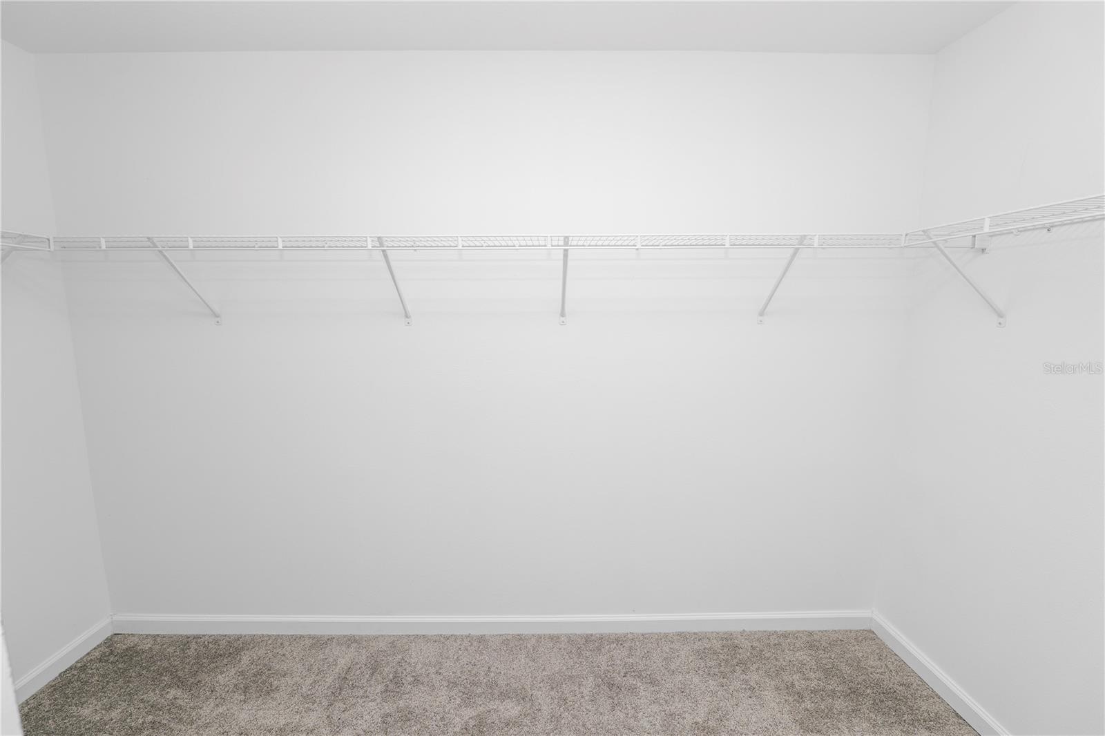 1465 Deepwater Cir Property Photo 23