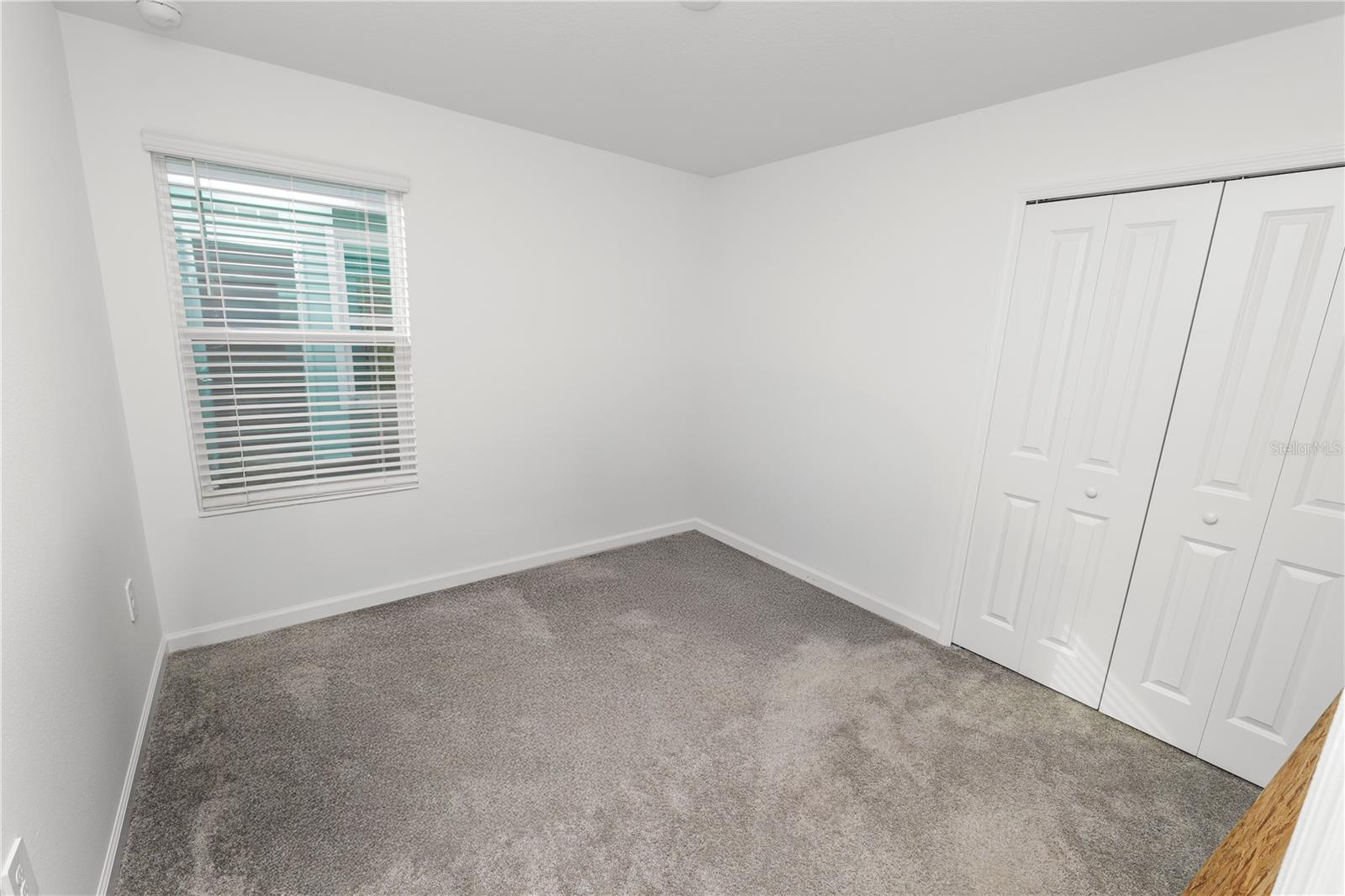 1465 Deepwater Cir Property Photo 27