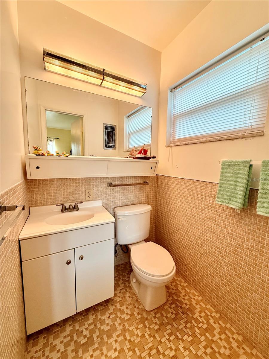 1700 6th St Nw #c1 Property Photo 16