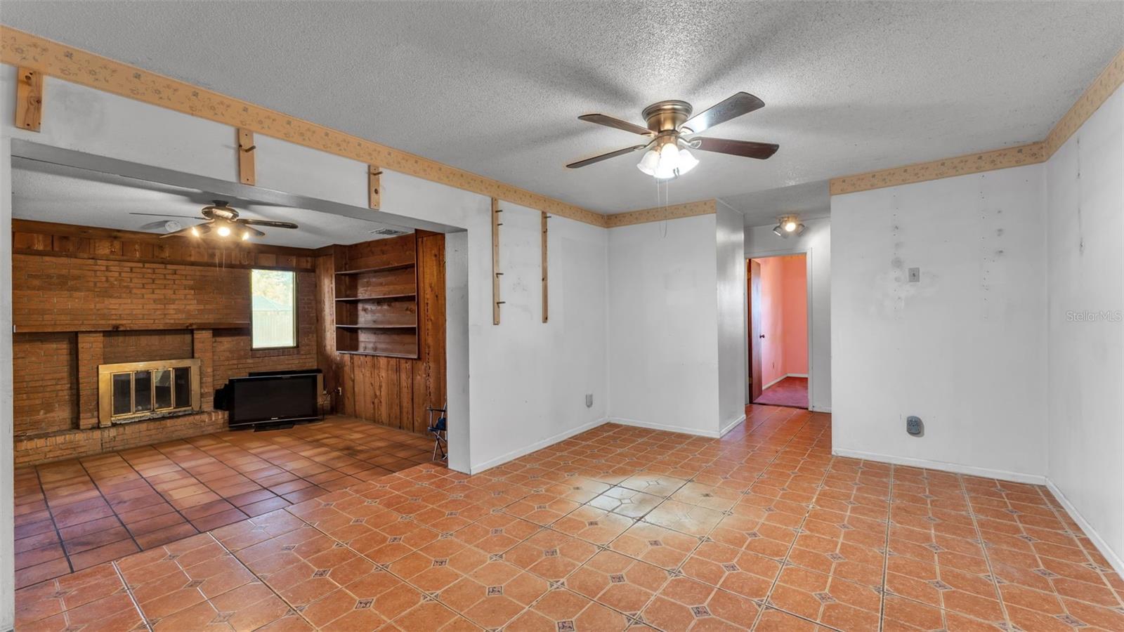 4104 E County Road 540a Property Photo 3