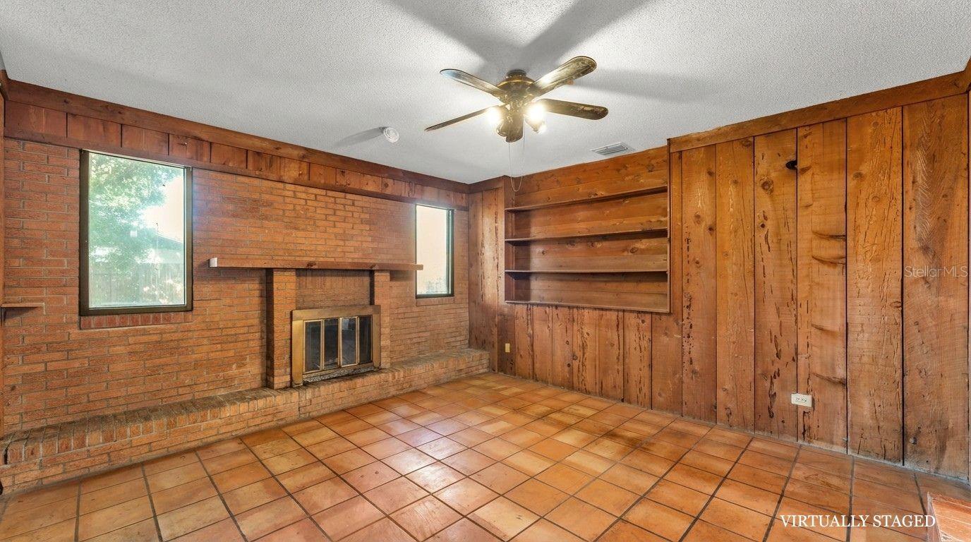 4104 E County Road 540a Property Photo 5