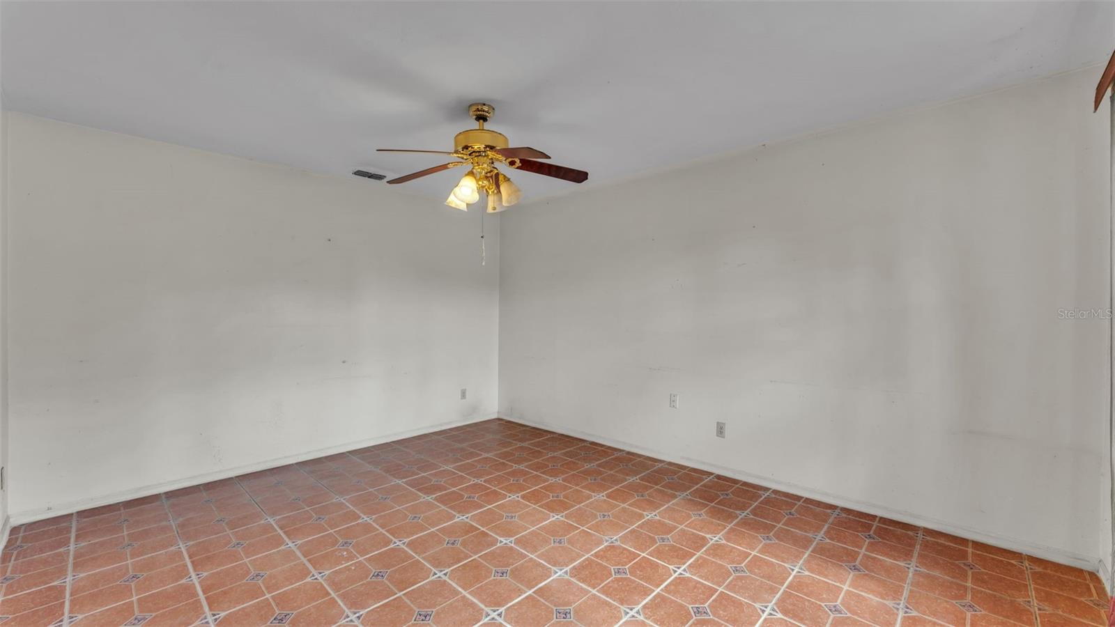 4104 E County Road 540a Property Photo 15