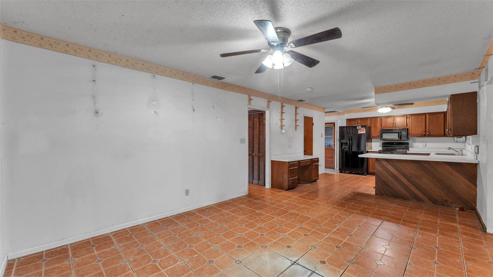 4104 E County Road 540a Property Photo 21