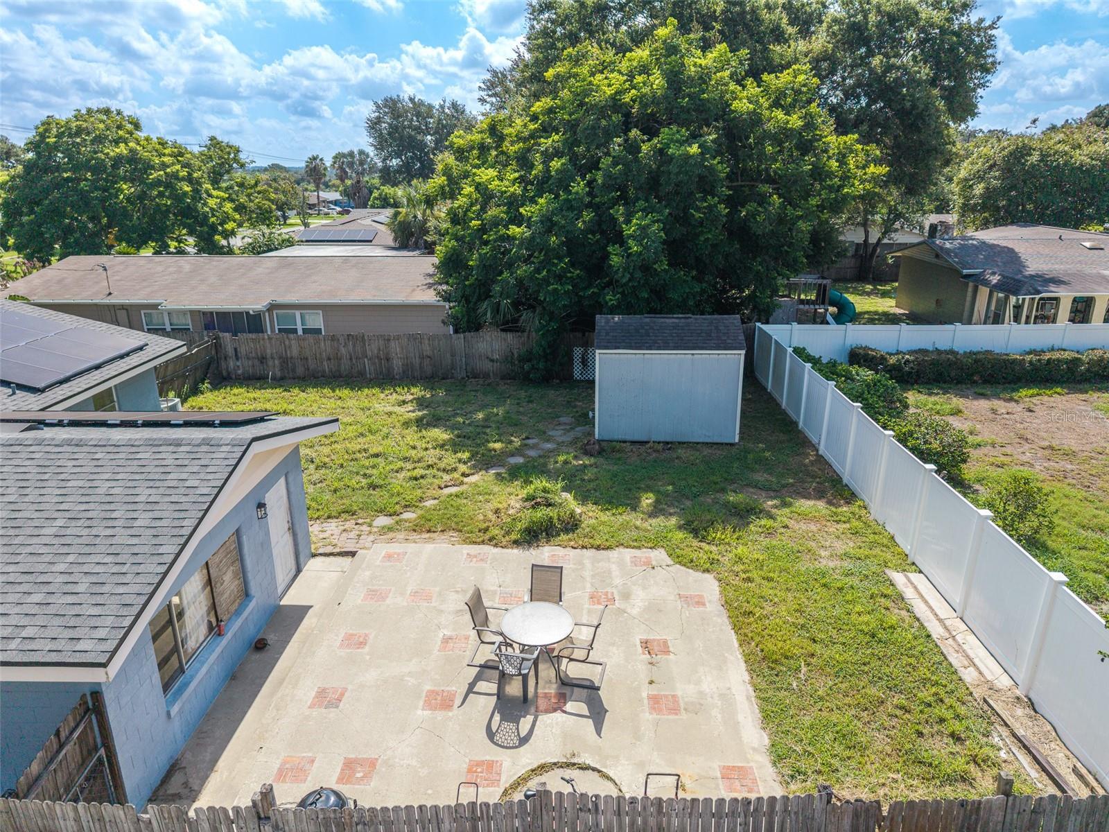 1500 Avenue H Ne Property Photo 17