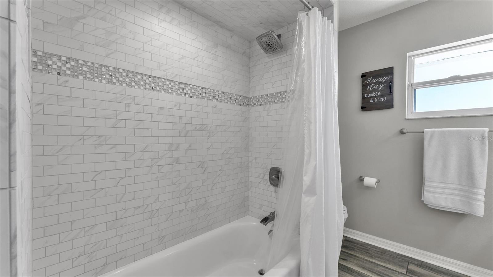 2409 Jenna Ln Property Photo 52