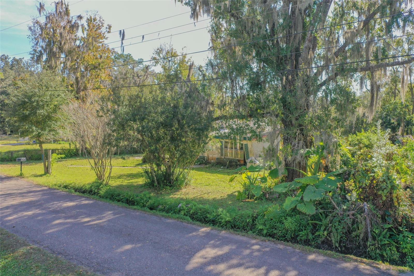 3346 Strickland Rd Property Photo 3