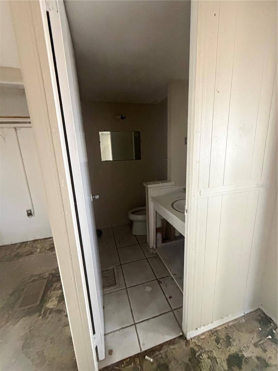 1750 Kent Dr Property Photo 6