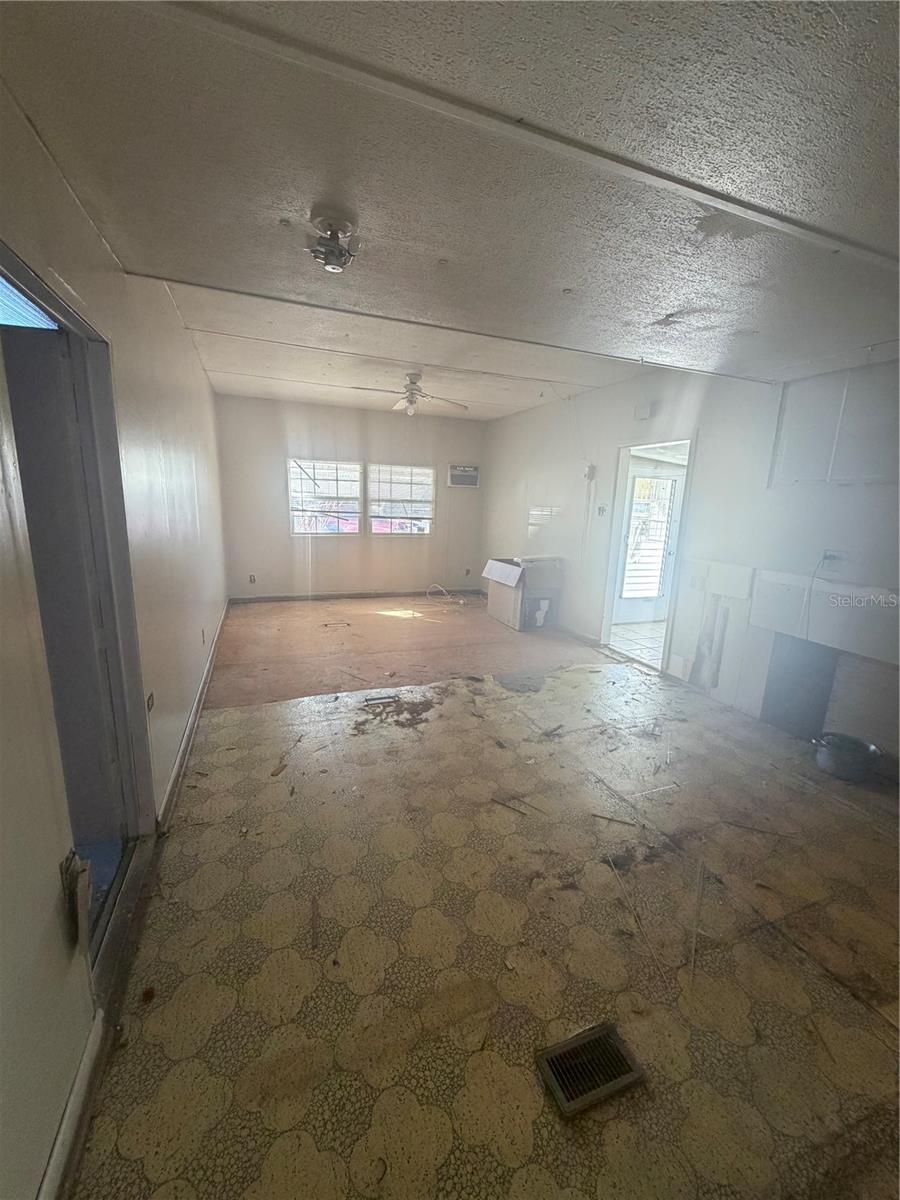 1750 Kent Dr Property Photo 8