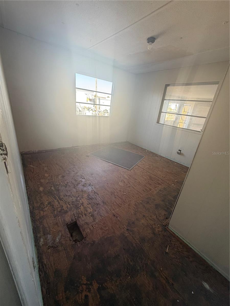 1750 Kent Dr Property Photo 9