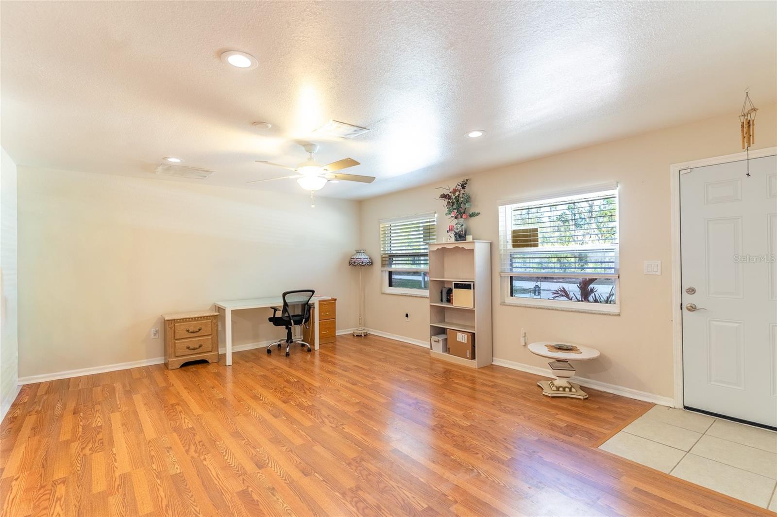 3127 Haddock Dr Property Photo 5