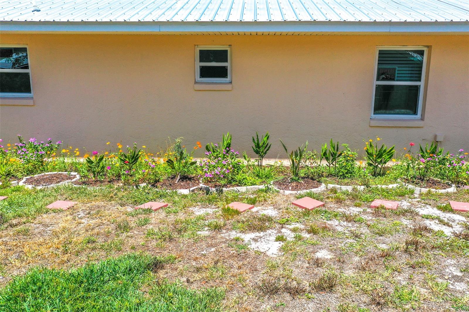 3127 Haddock Dr Property Photo 17