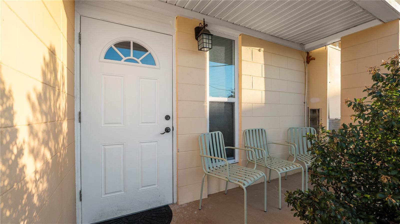 4311 Club Cir Property Photo 4