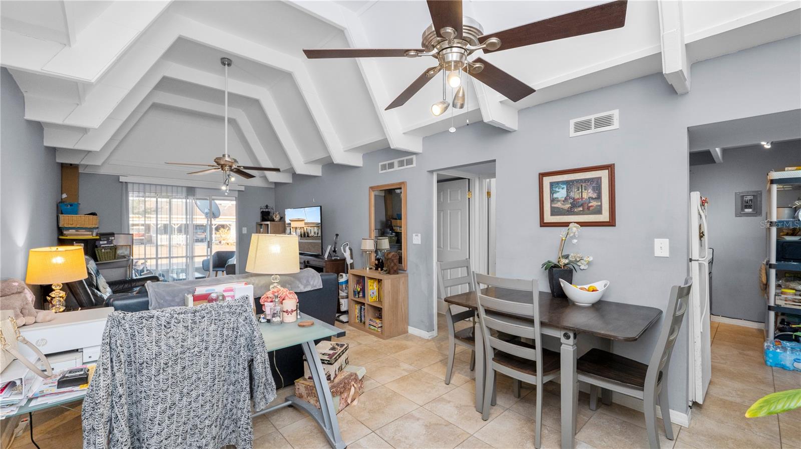 4311 Club Cir Property Photo 5