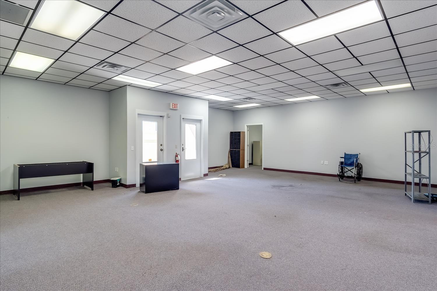 6801 Us Highway 27 N Property Photo 28