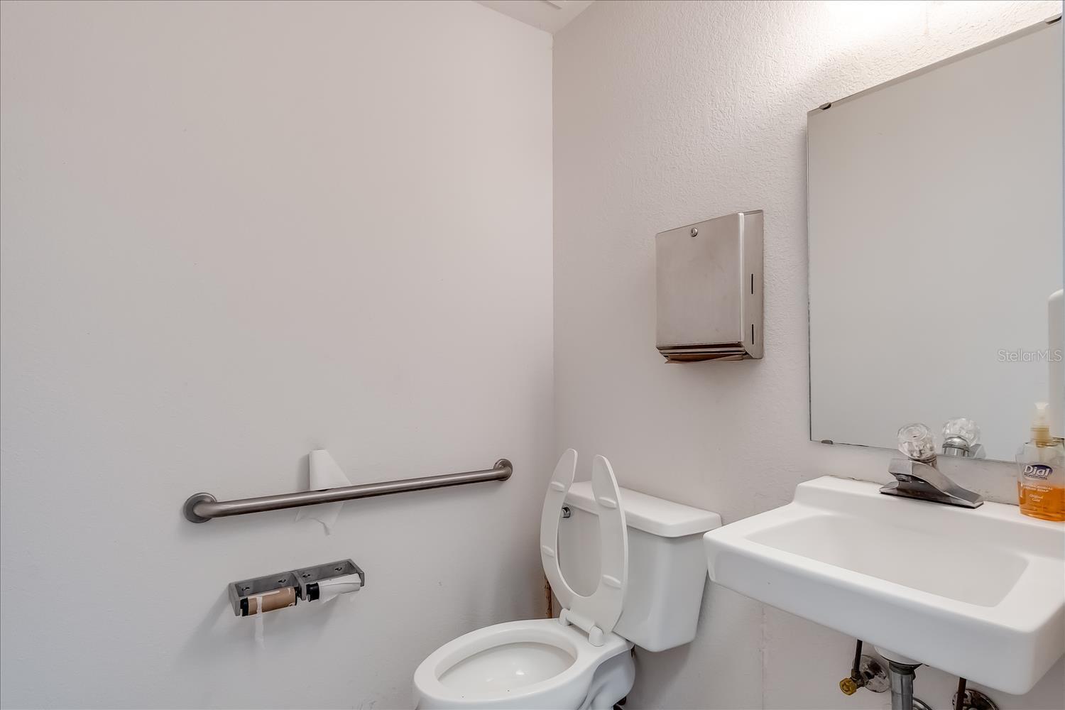 6801 Us Highway 27 N Property Photo 35