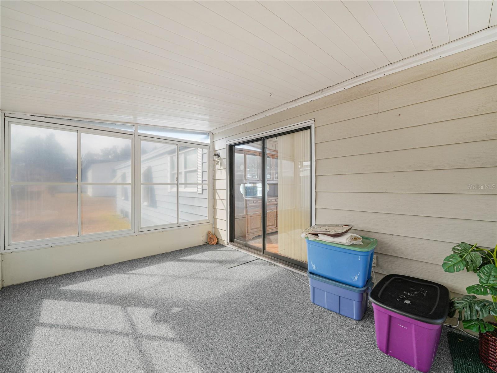 1679 Foxway Dr Property Photo 20
