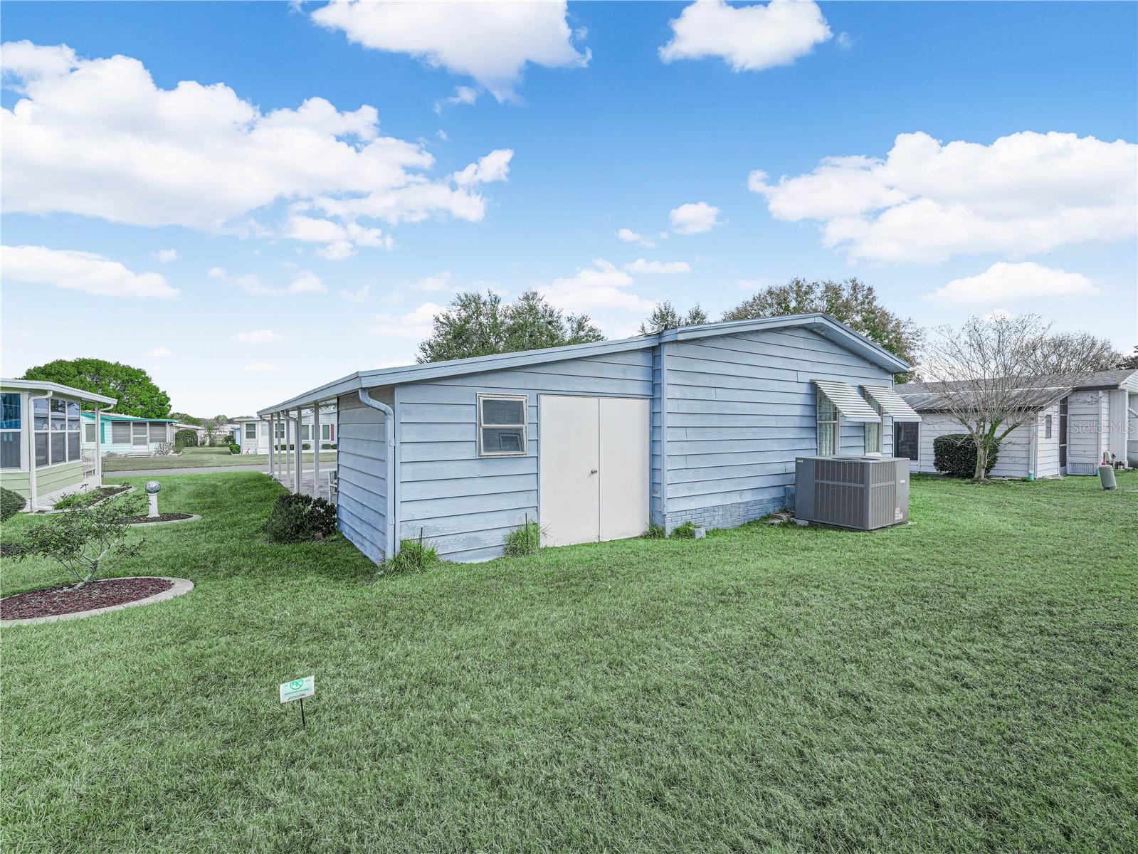 1679 Foxway Dr Property Photo 21
