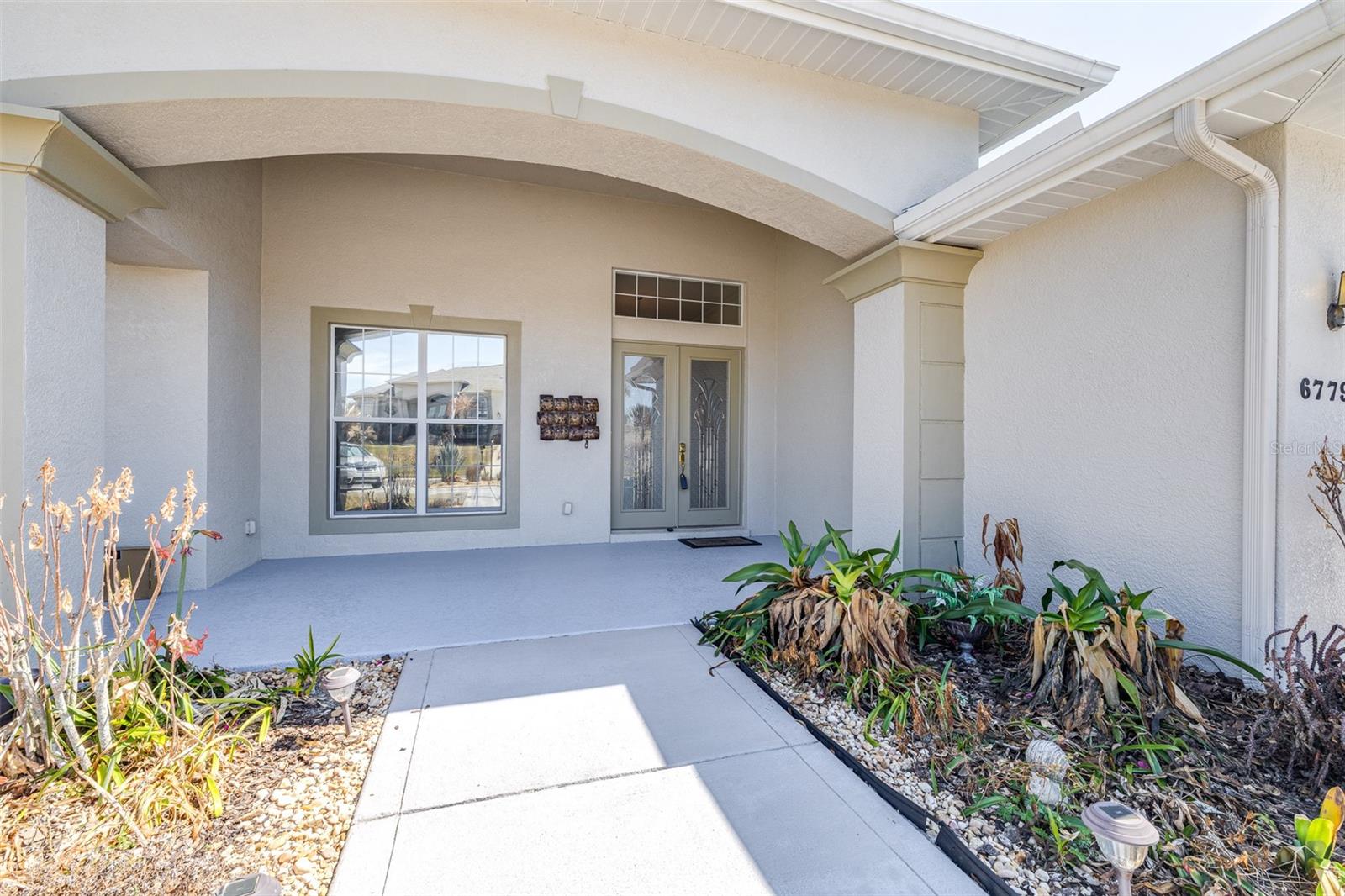 6779 Huntington Hills Blvd Property Photo 2