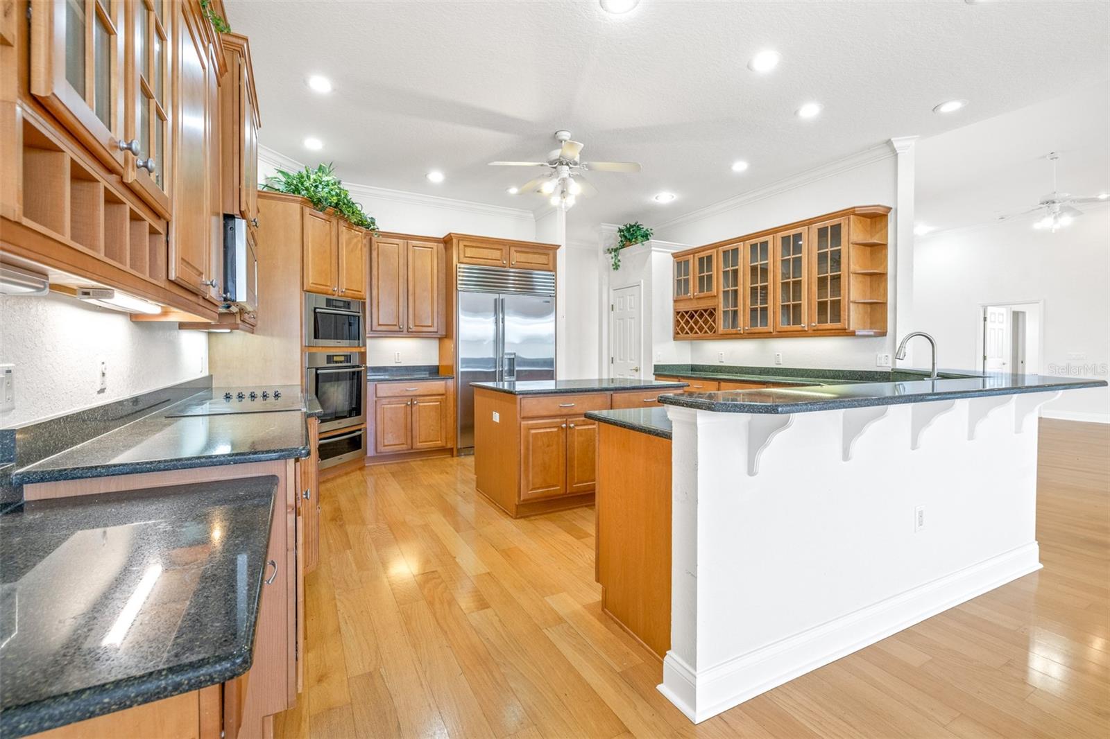 6779 Huntington Hills Blvd Property Photo 8