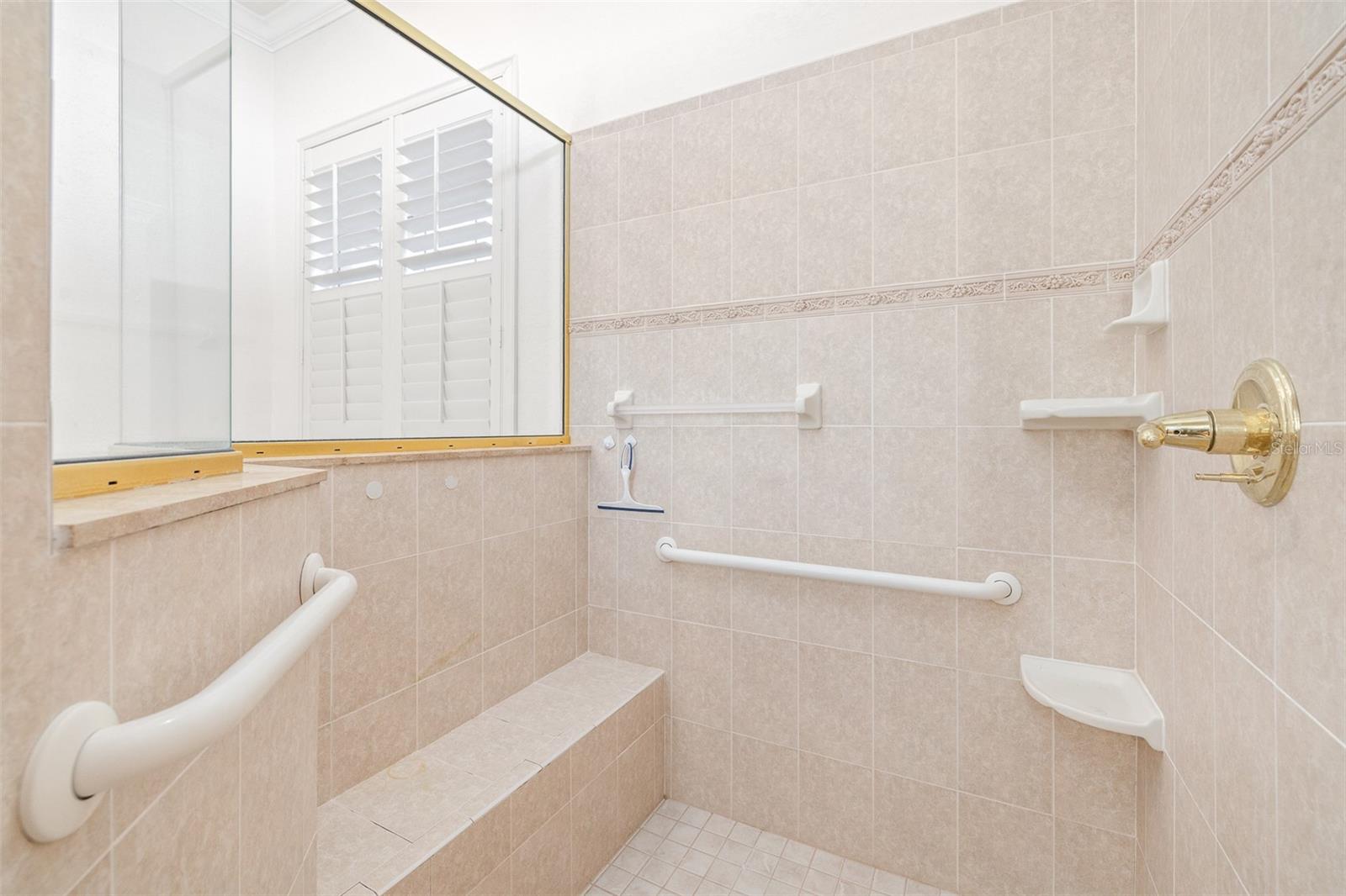 6779 Huntington Hills Blvd Property Photo 15