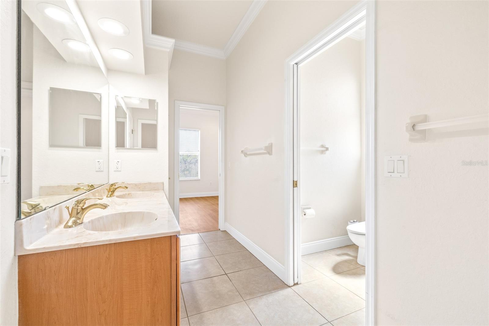 6779 Huntington Hills Blvd Property Photo 18