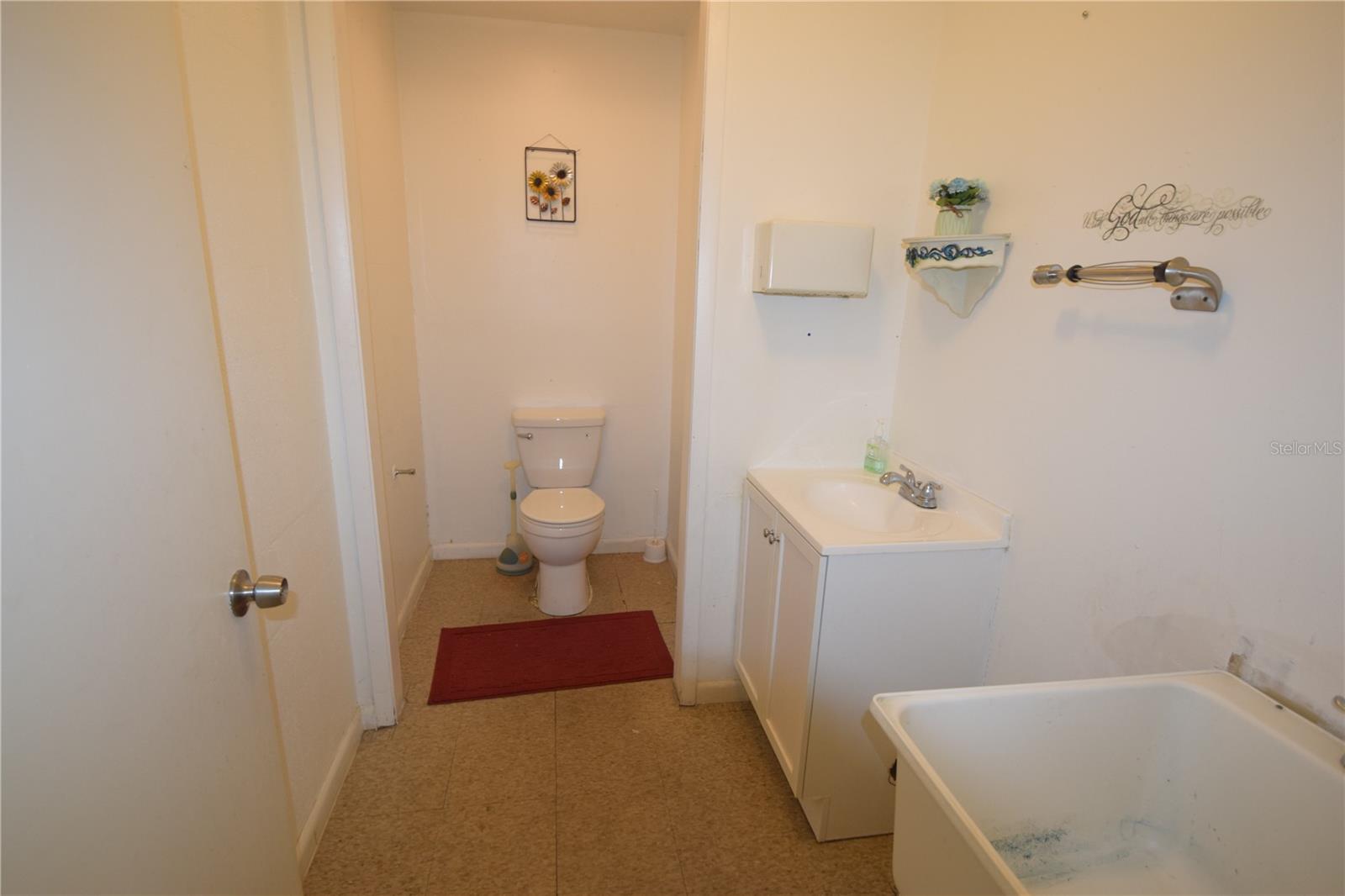 835/837 N Lake Parker Ave #835/837 Property Photo 12