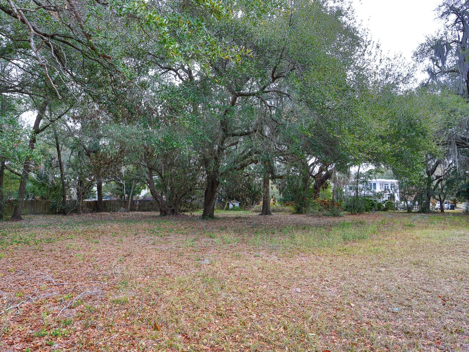 1095 S Broadway Ave Property Photo 49