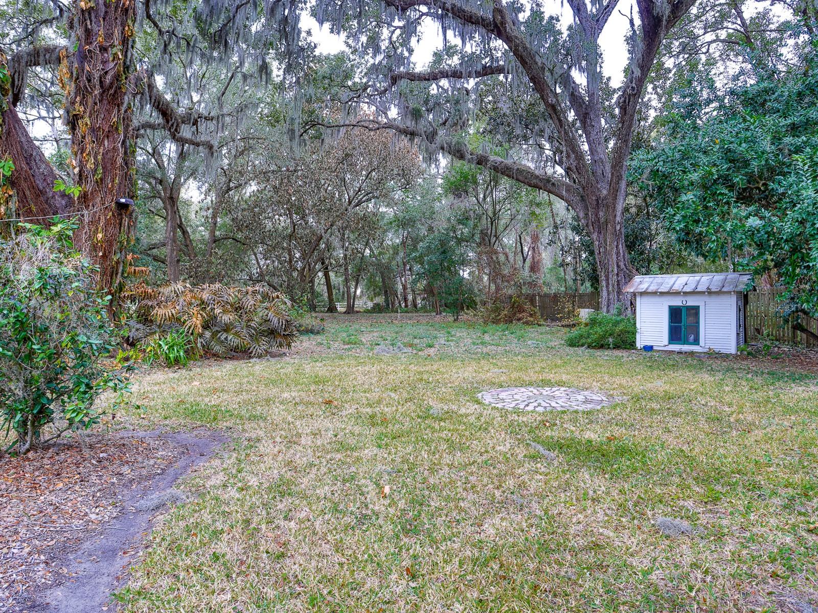 1095 S Broadway Ave Property Photo 53