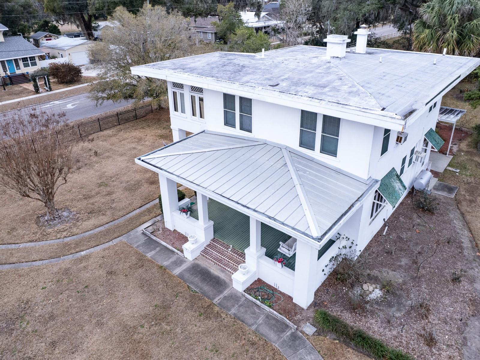 1095 S Broadway Ave Property Photo 57