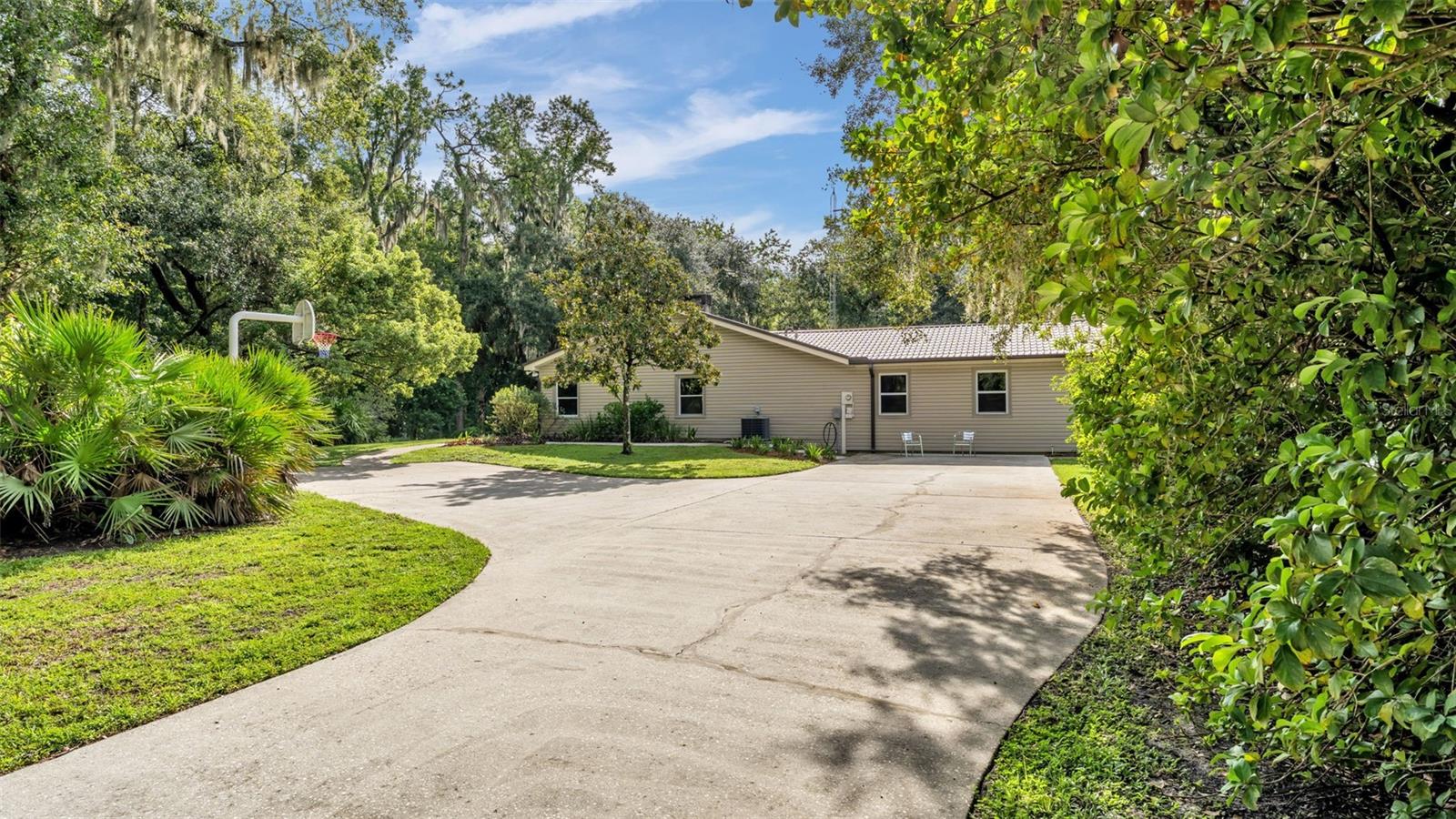 6400 Forestwood Dr E Property Photo 45