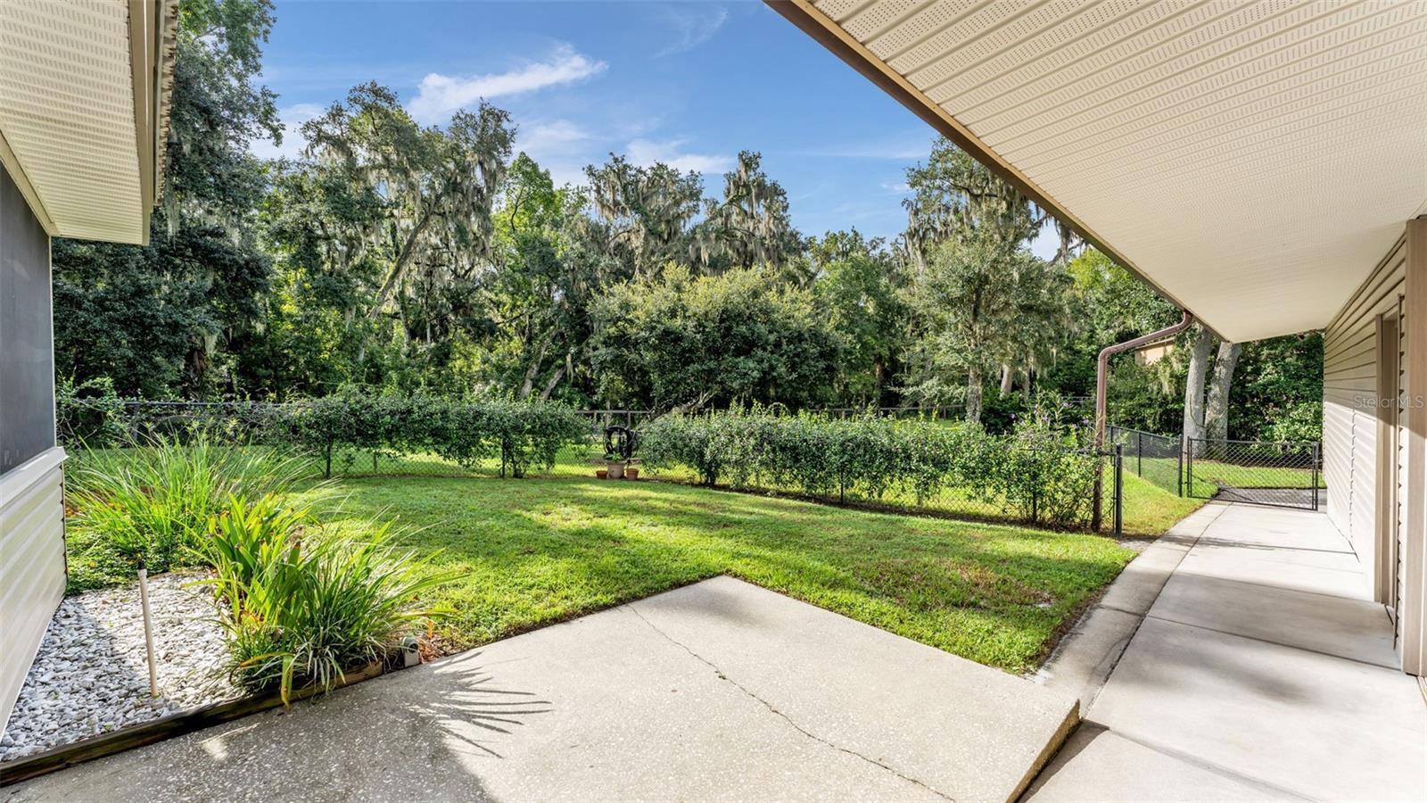 6400 Forestwood Dr E Property Photo 52
