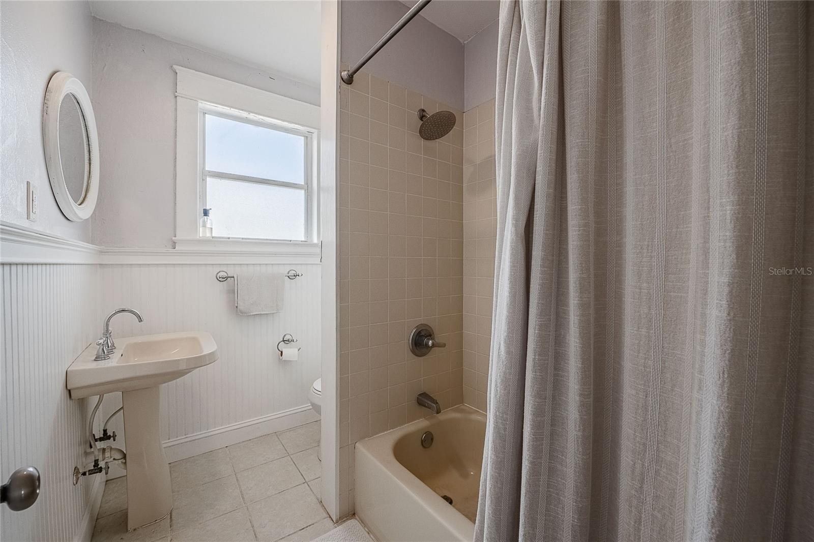 402 E Poinsettia St Property Photo 32